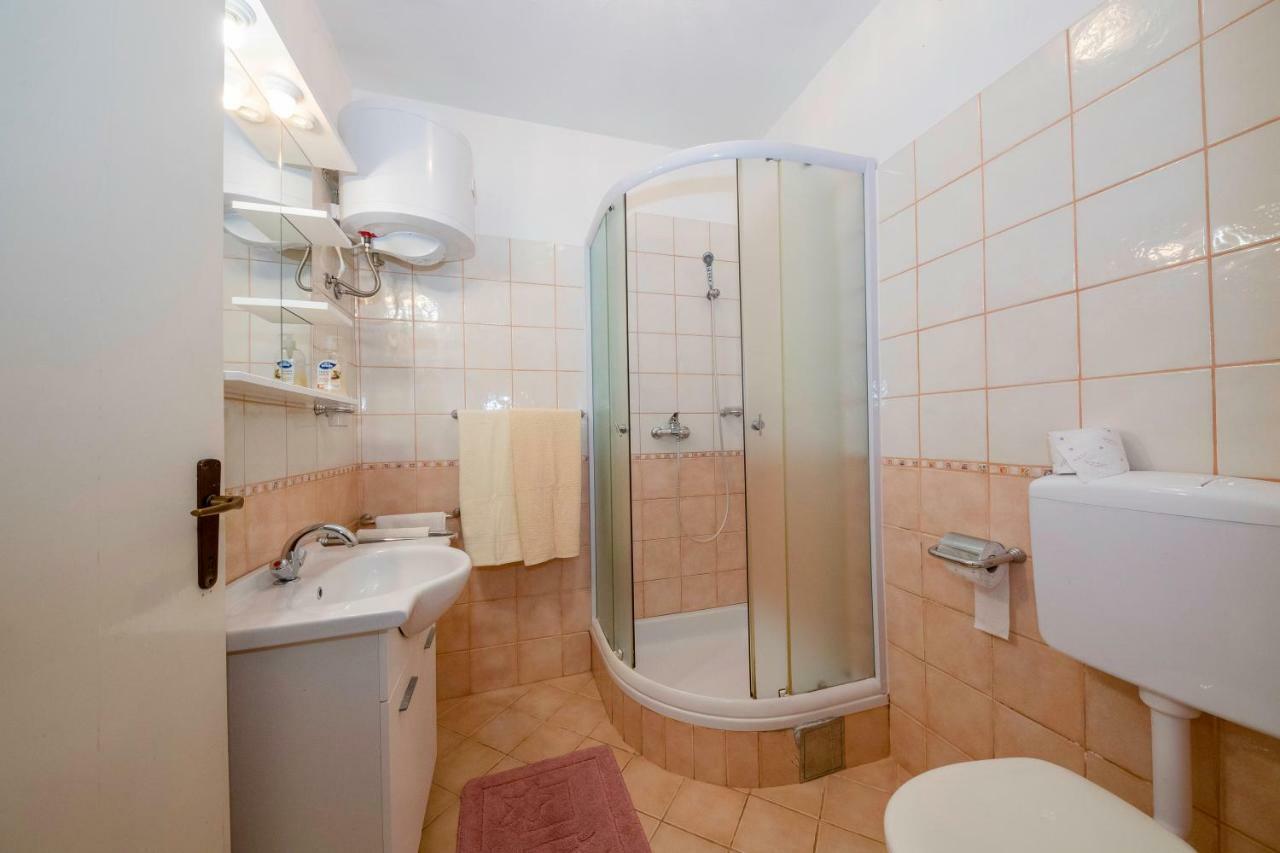 Ferienwohnung Lero Banjol Exterior foto